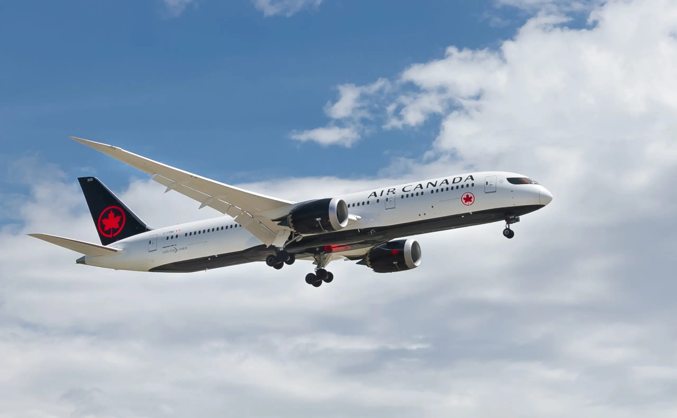 Permanent Residence in Canada Applicants are flying to Canada after their permanent residence applications were approved